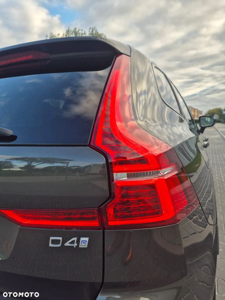 Volvo XC 60 D4 R-Design - 17