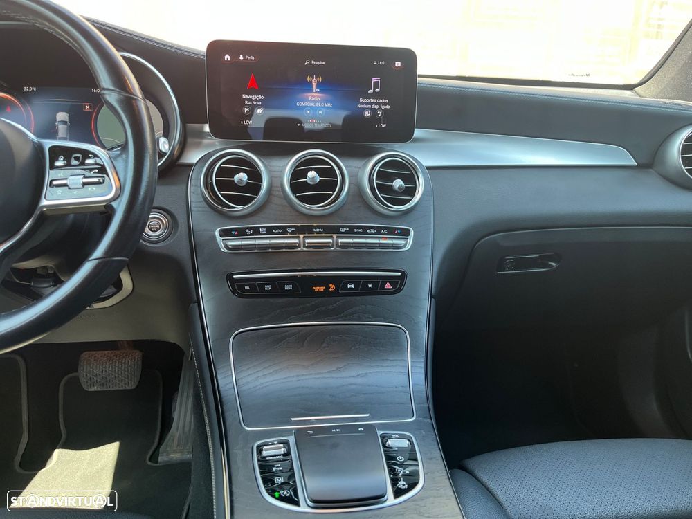 Mercedes-Benz GLC 220 d Coupe 4Matic 9G-TRONIC Exclusive - 27