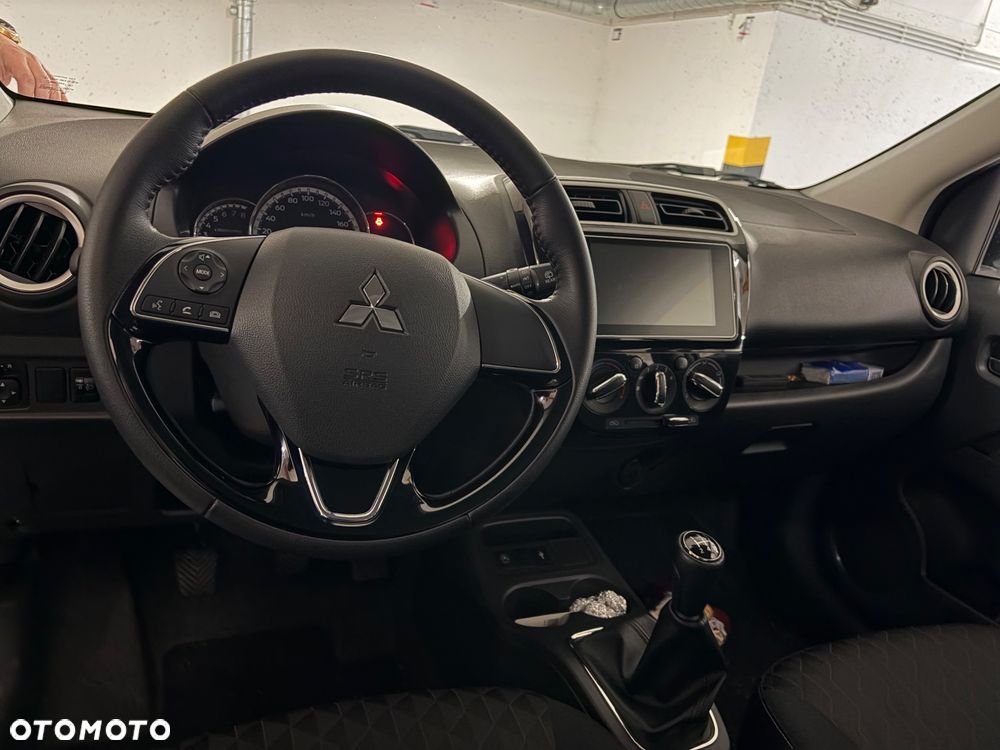 Mitsubishi Space Star 1.2 AS&G Invite - 4