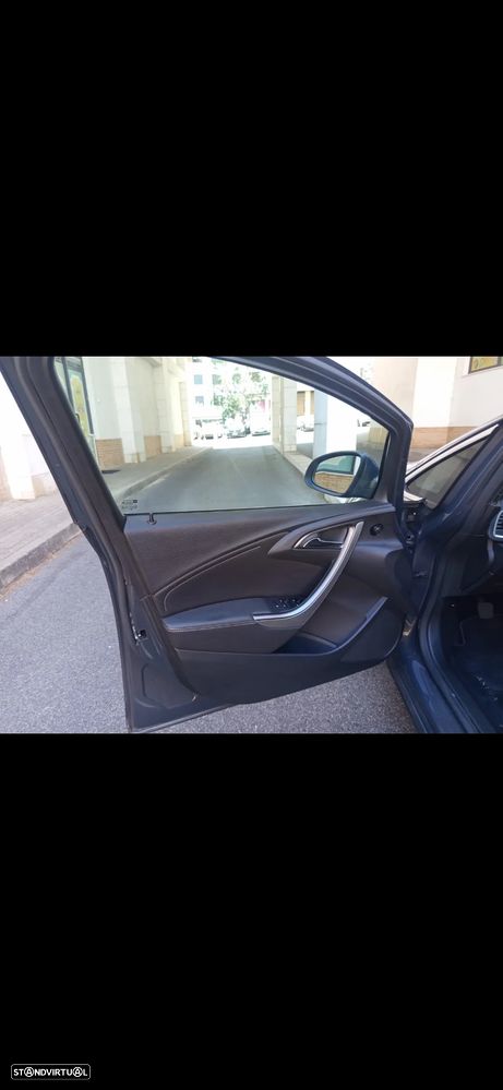 Opel Astra Sports Tourer ver-1-7-cdti-cosmo - 7