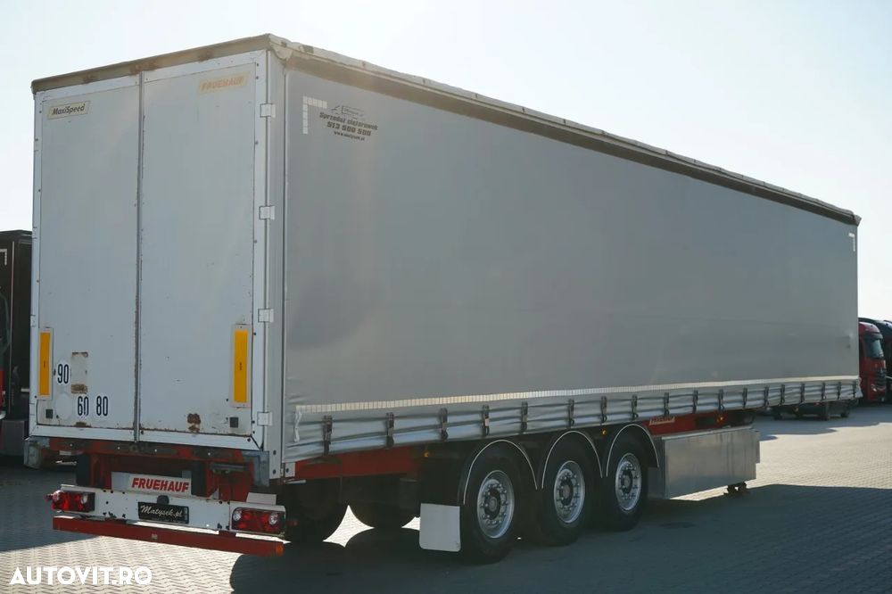 Fruehauf CORTINĂ / STANDARD / CONTAINER PENTRU PALEȚI / PODEA PUTERNICĂ / SAF - 7