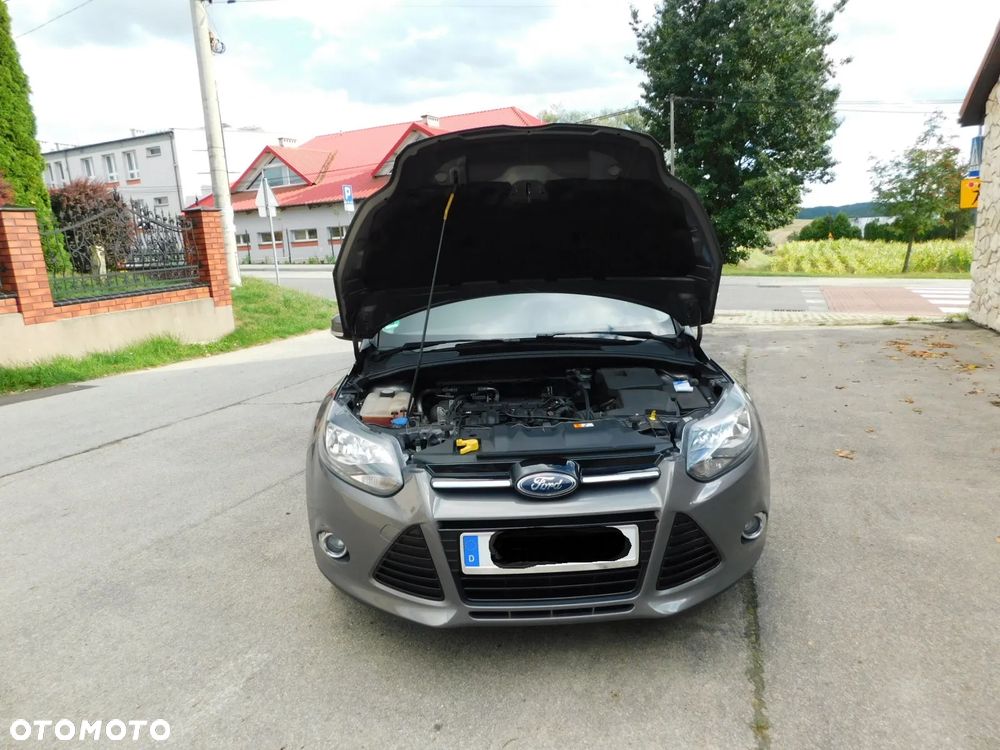 Ford Focus 1.6 Titanium - 25