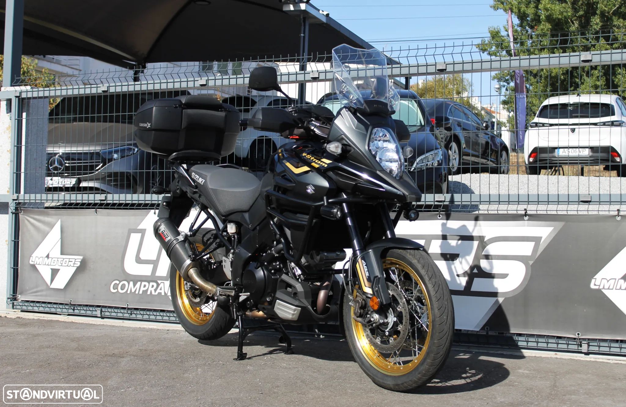 Suzuki DL V-STrom XT Adventure - 1