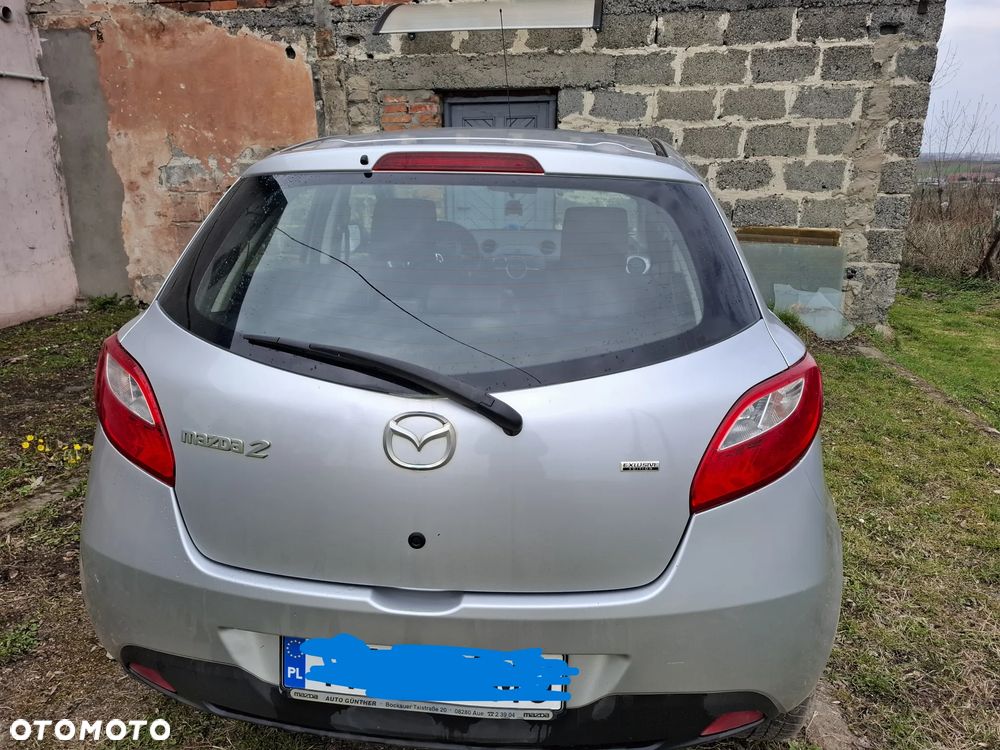 Mazda 2 - 3