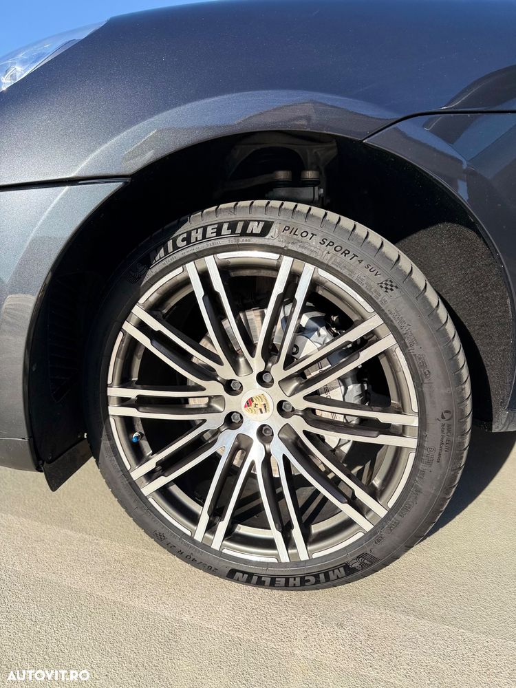 Porsche Macan 3.0 PDK S - 26