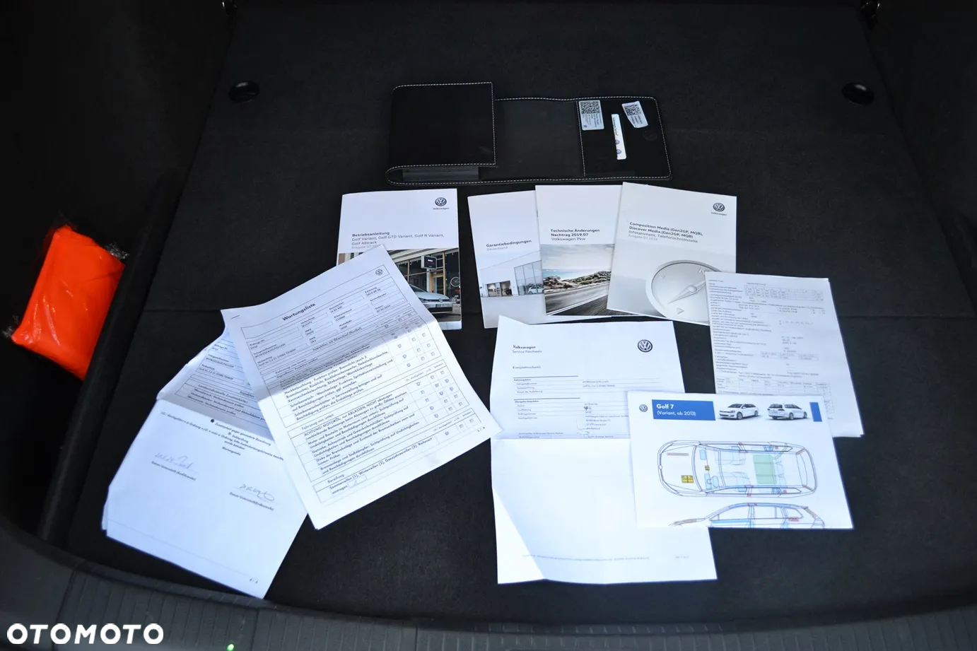 Volkswagen Golf 1.6 TDI SCR Comfortline - 24