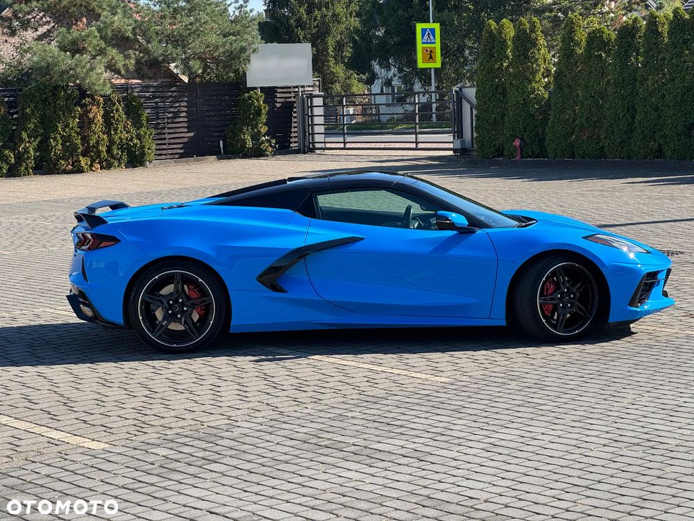 Chevrolet Corvette - 4