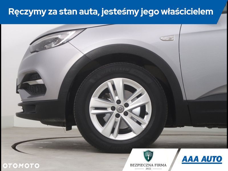 Opel Grandland X - 16
