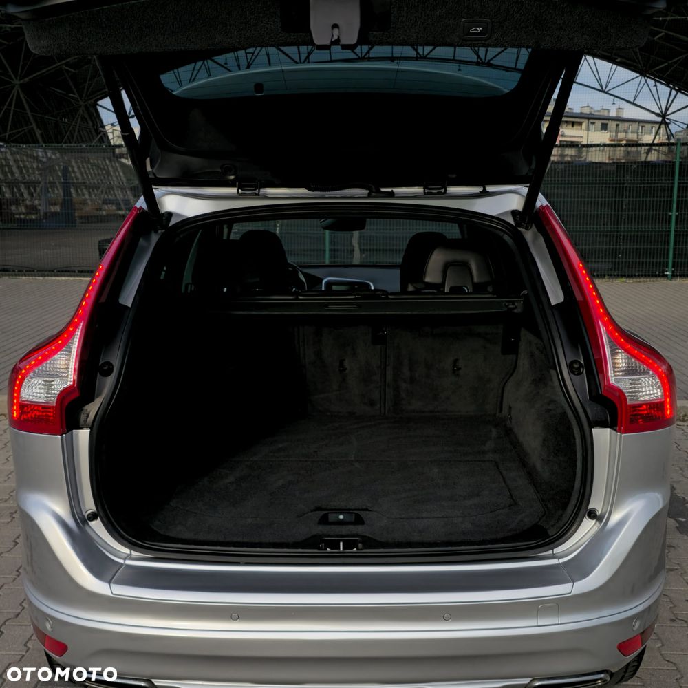 Volvo XC 60 D4 Geartronic Ocean Race - 17
