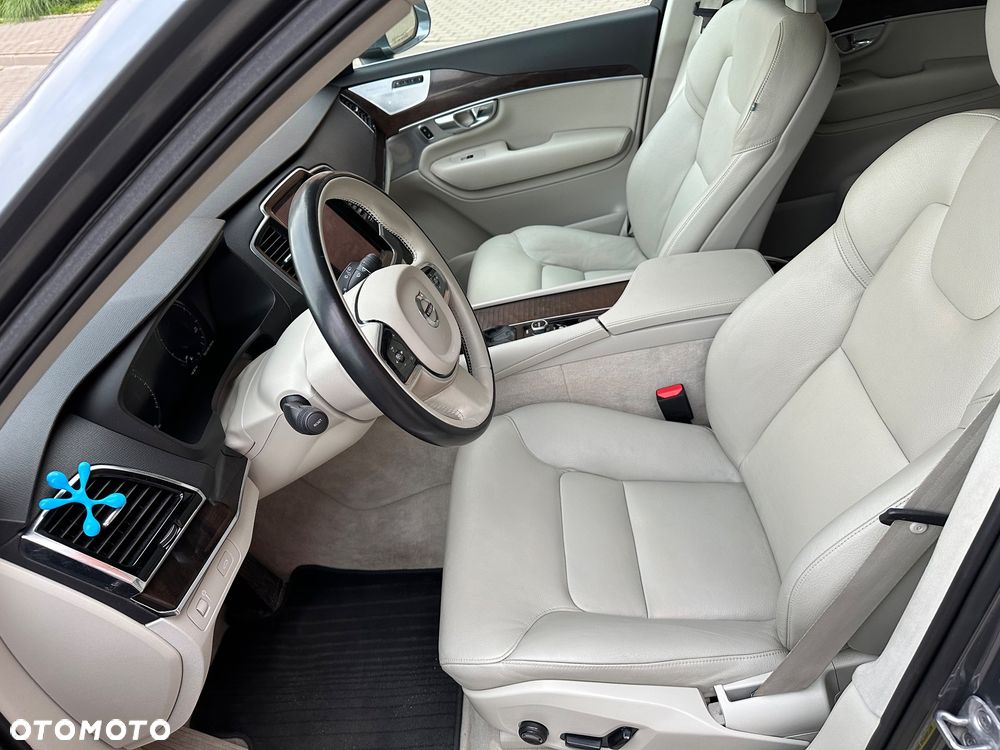 Volvo XC 90 T6 AWD Momentum 7os - 13