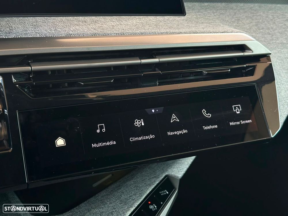 Peugeot 3008 1.2 Hybrid Allure e-DCS6 - 23