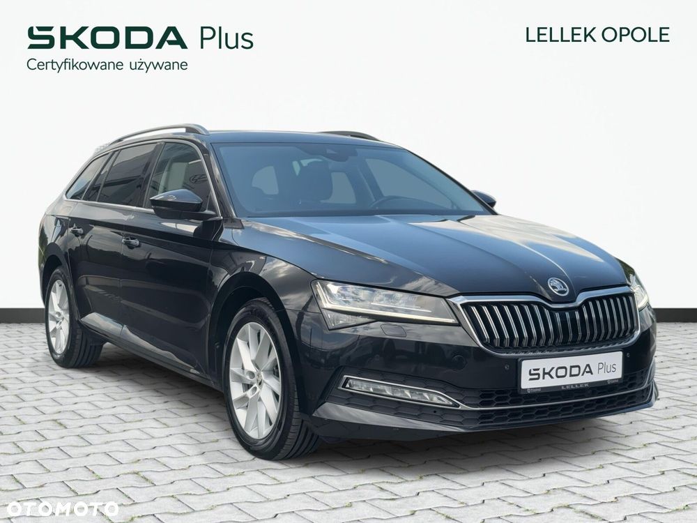 Skoda Superb 2.0 TDI SCR Style DSG - 4