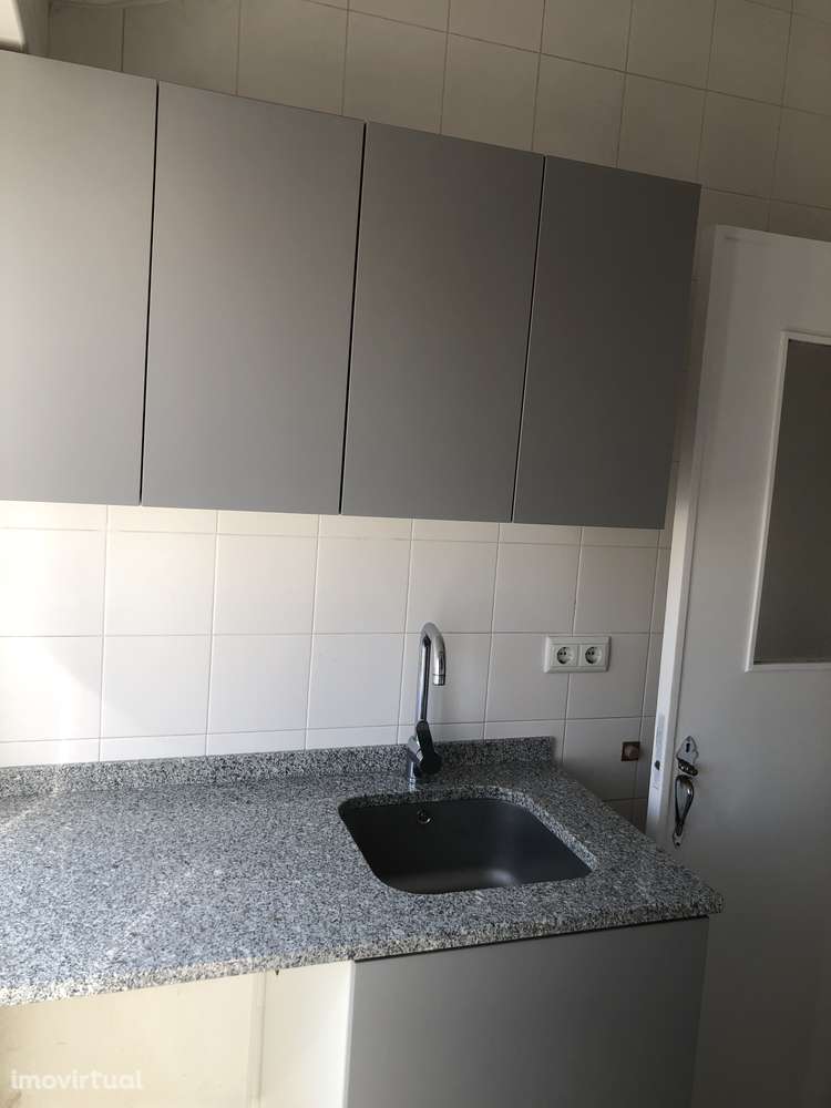 Apartamento T1 Renovado Alcantara - Grande imagem: 5/11