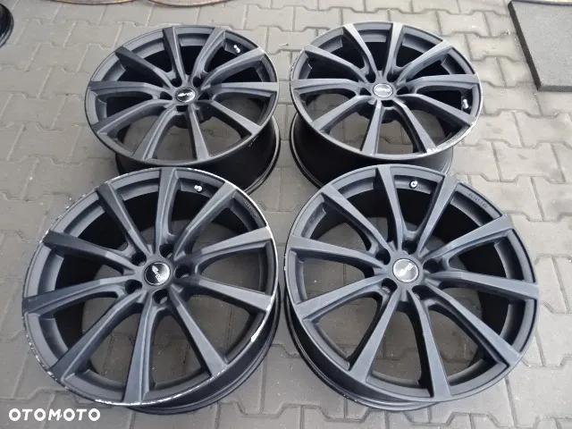 5x114,3x64 8,5jx20  ET35 Tesla 3 HONDA TOYOTA i inne - 12