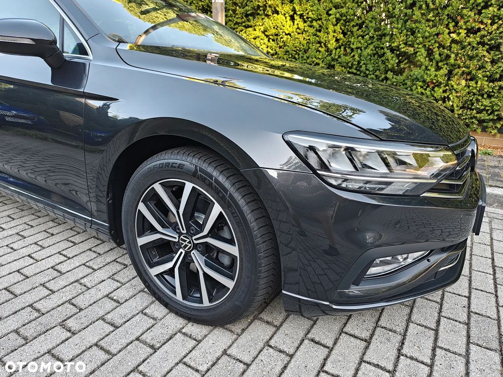 Volkswagen Passat - 14