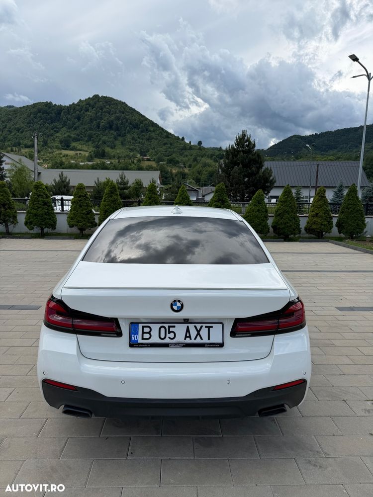 BMW Seria 5 530e xDrive Aut. - 2