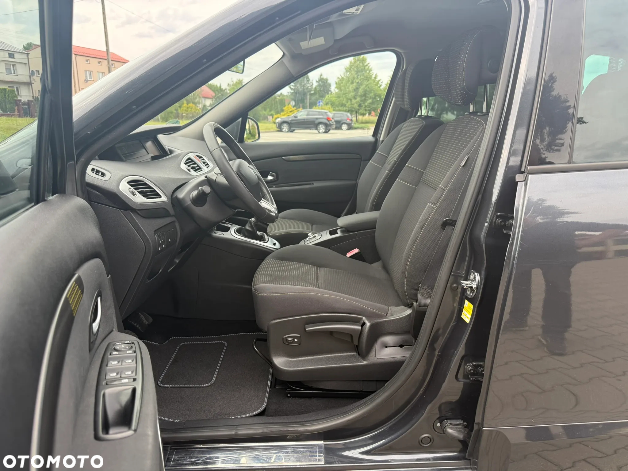 Renault Scenic TCe 130 Dynamique - 22