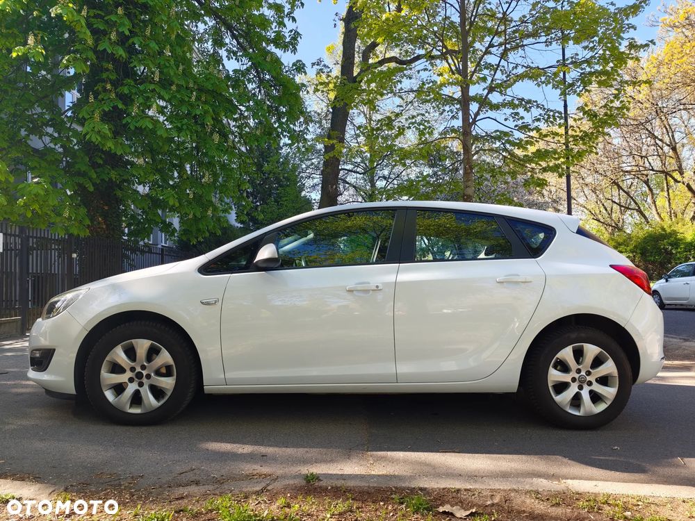 Opel Astra - 4