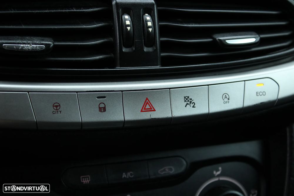 Fiat Tipo Station Wagon 1.6 M-Jet Lounge DCT - 20