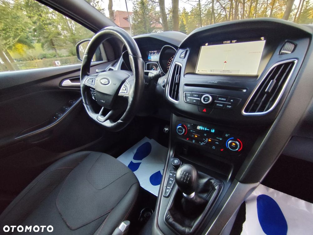 Ford Focus 2.0 TDCi ST-Line Black ASS - 28