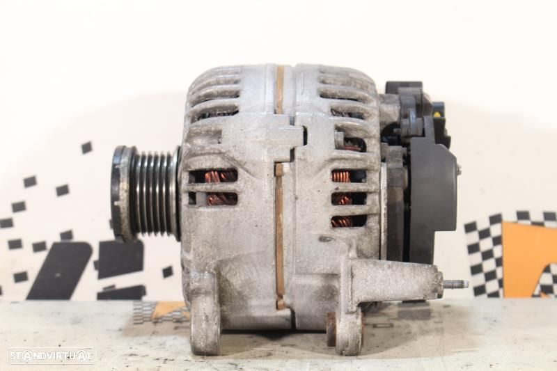Alternador Seat Leon (1P1)  03F903023d / 0124525201 / 03F 903 023 D - 3