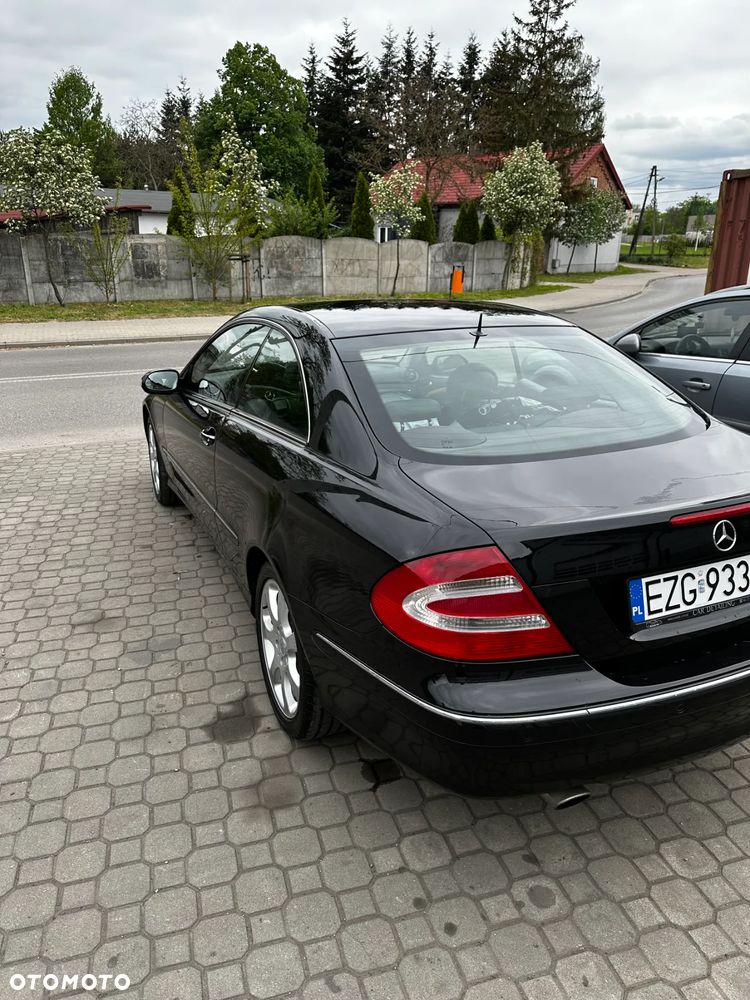 Mercedes-Benz CLK - 4