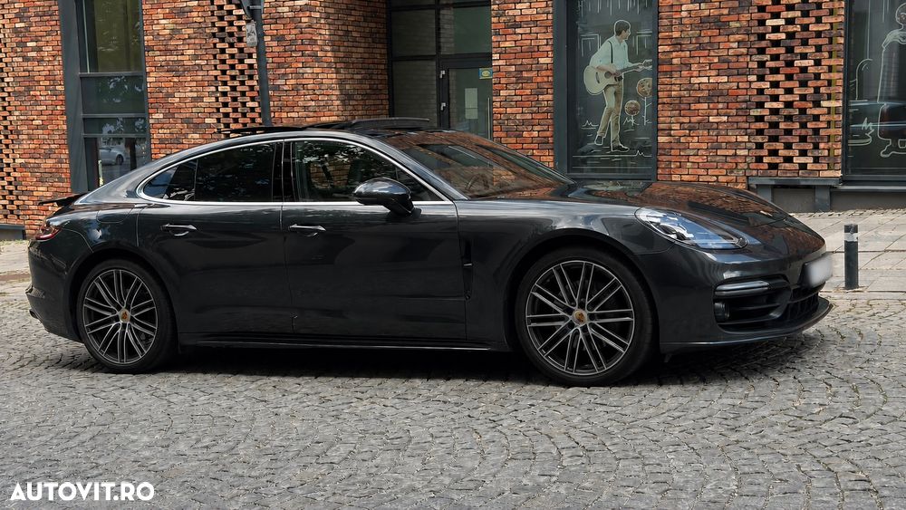 Porsche Panamera 4S - 12