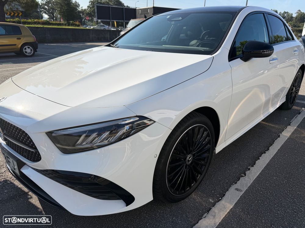 Mercedes-Benz A 250 Limousine e AMG Line - 2