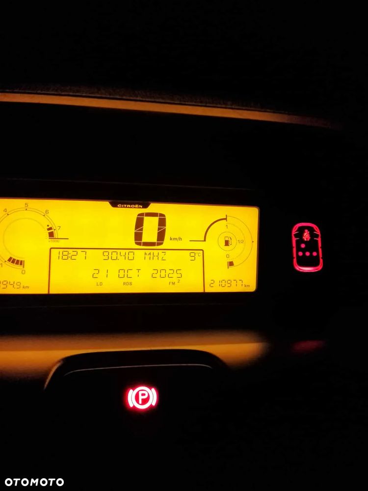 Citroën C4 Picasso - 8