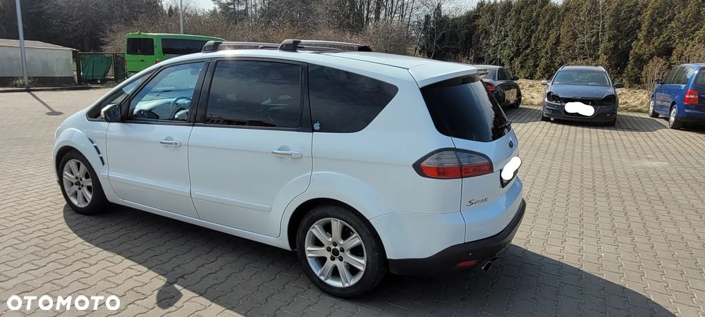 Ford S-Max 2.5 Titanium - 25