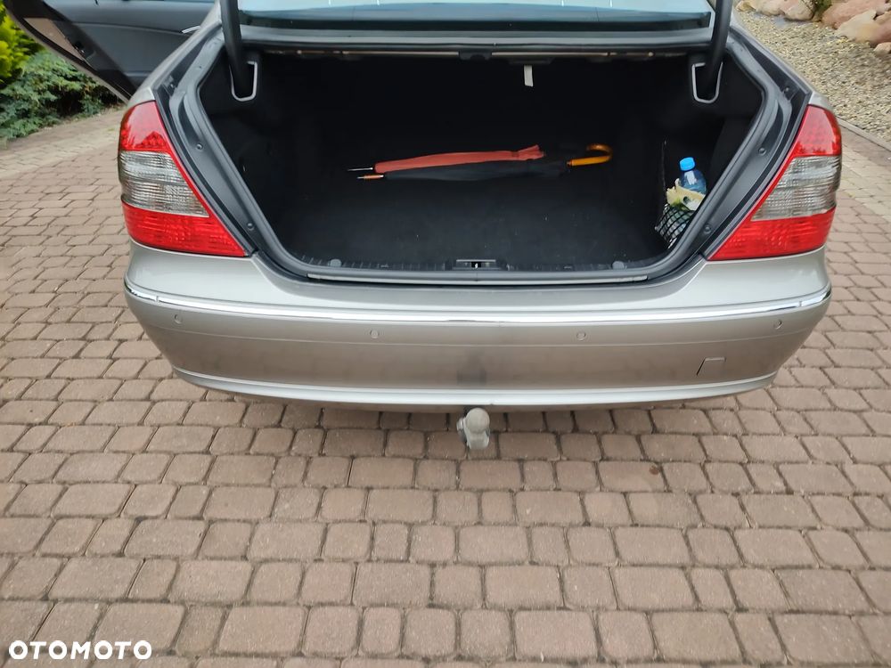 Mercedes-Benz Klasa E 320 CDI 4Matic Automatik Avantgarde DPF - 14