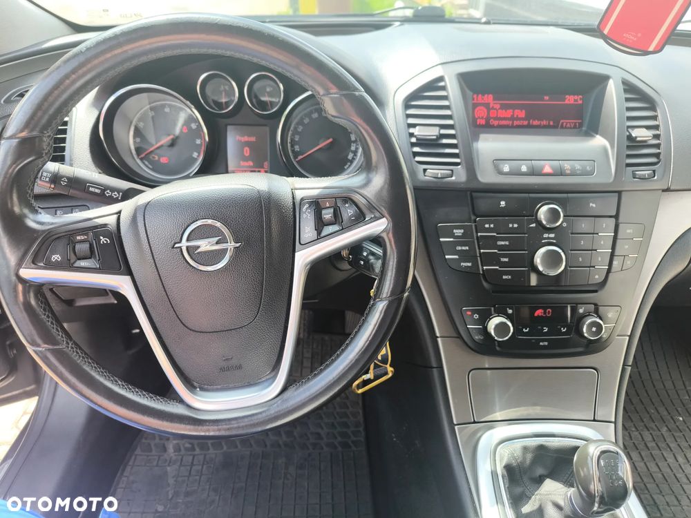 Opel Insignia 1.8 Sport - 12