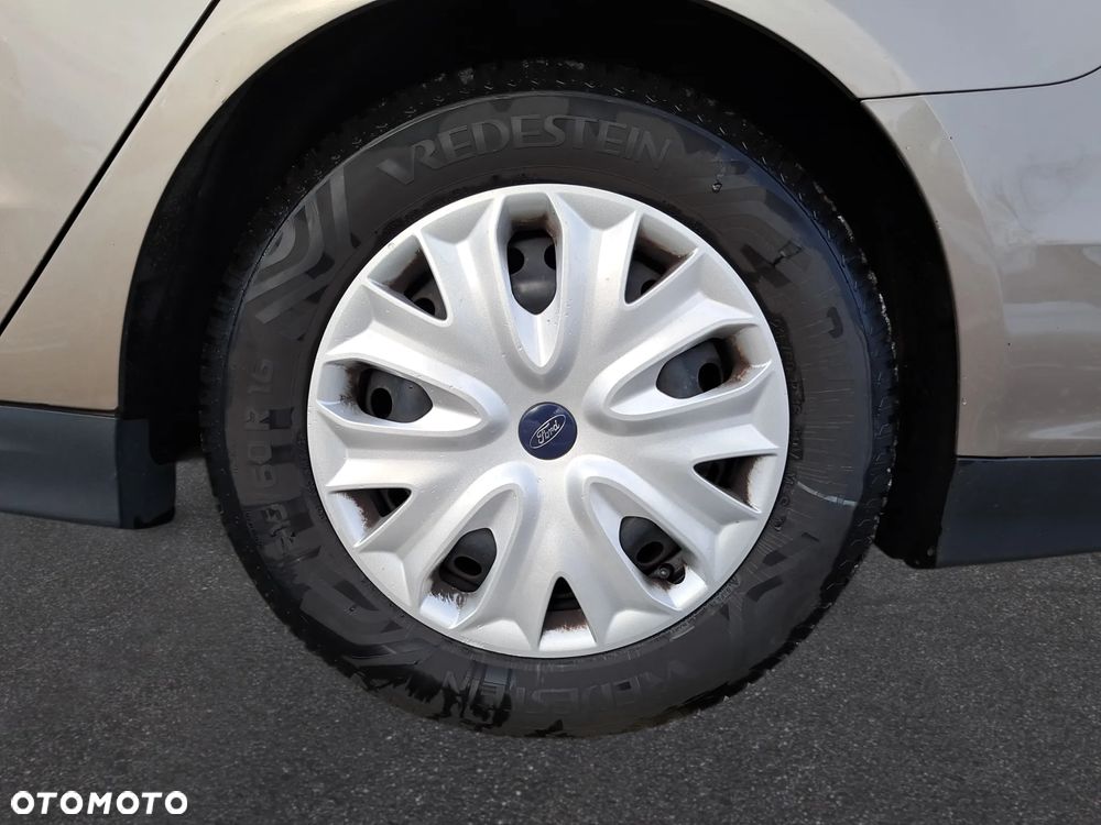 Ford Mondeo 1.5 EcoBoost Trend - 10