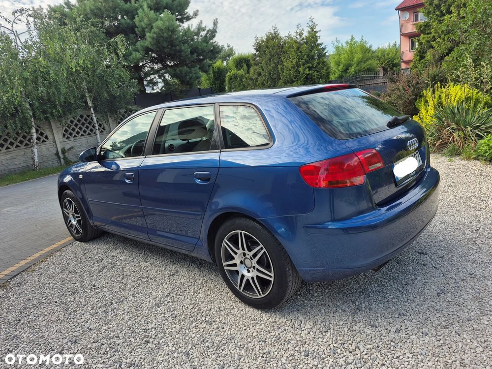 Audi A3 Sportback 1.9 TDI Ambiente - 11