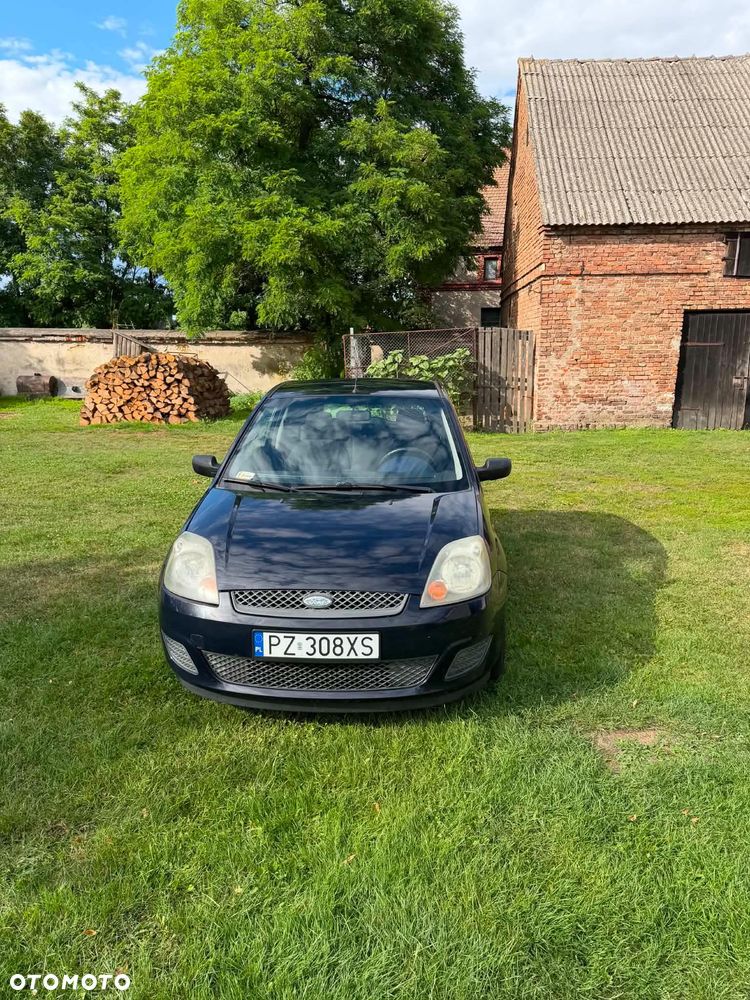 Ford Fiesta 1.3 Ambiente - 5