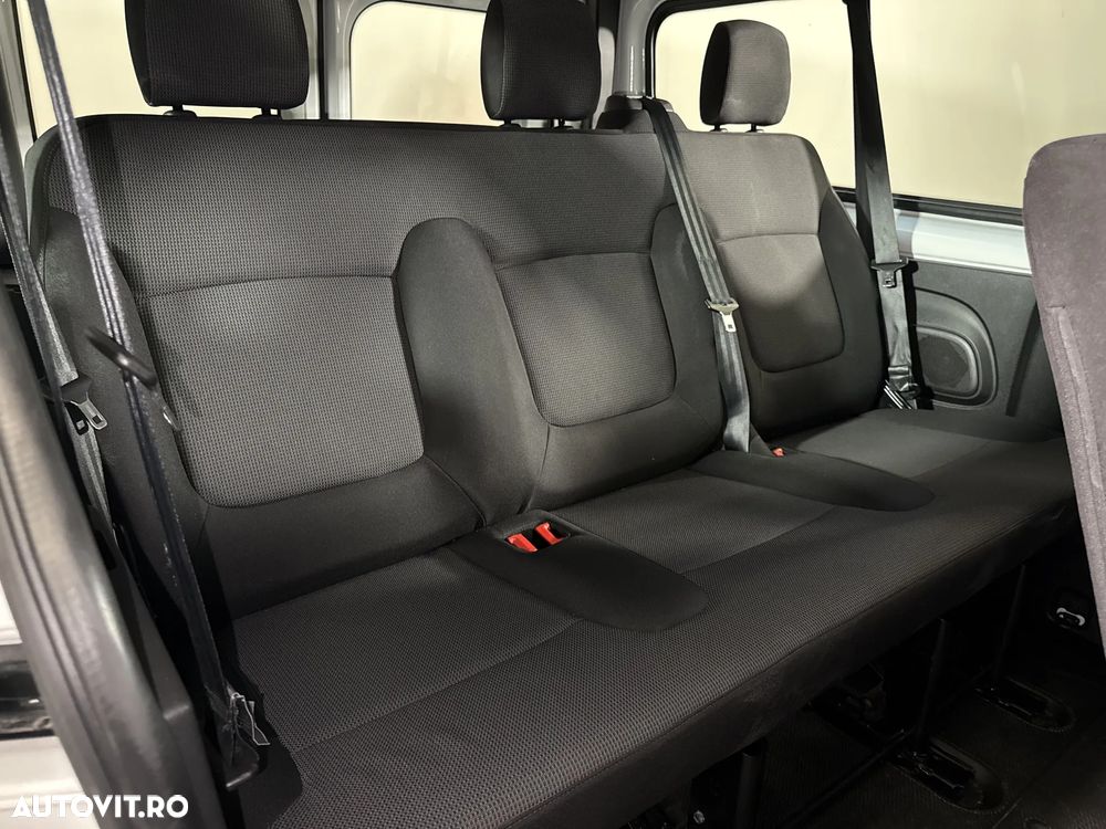 Renault Trafic - 14