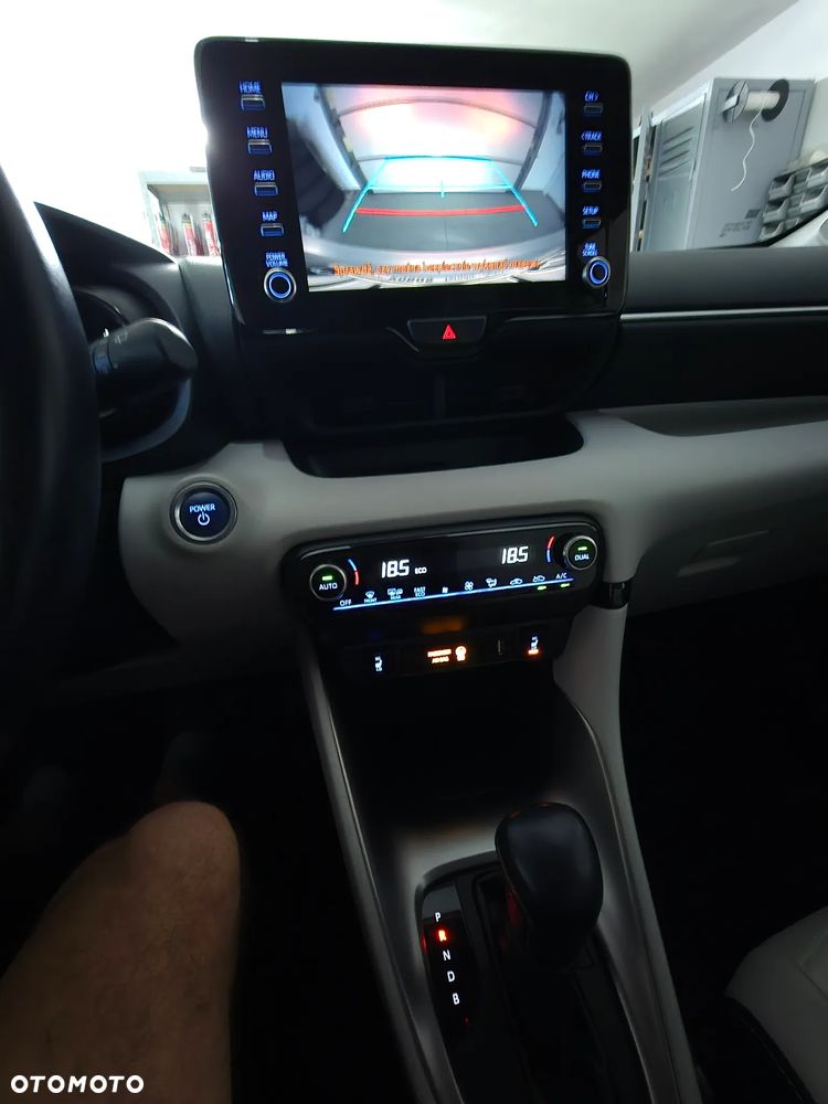 Toyota Yaris - 18