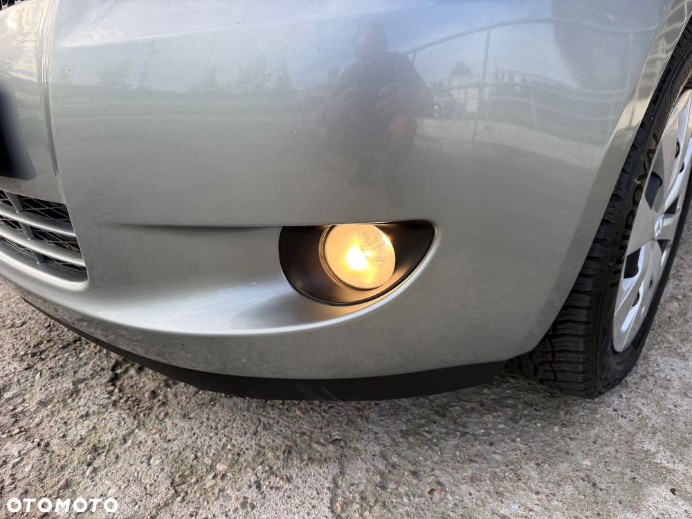 Toyota Yaris 1.0 Luna A/C - 16