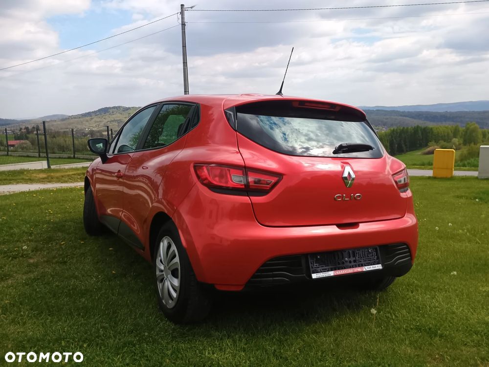 Renault Clio 1.2 16V 75 LIMITED - 5