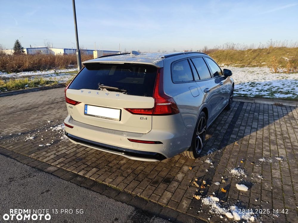 Volvo V60 B4 B Plus Dark - 7