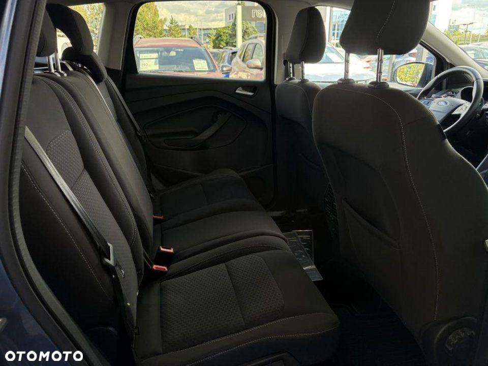 Ford Kuga - 13