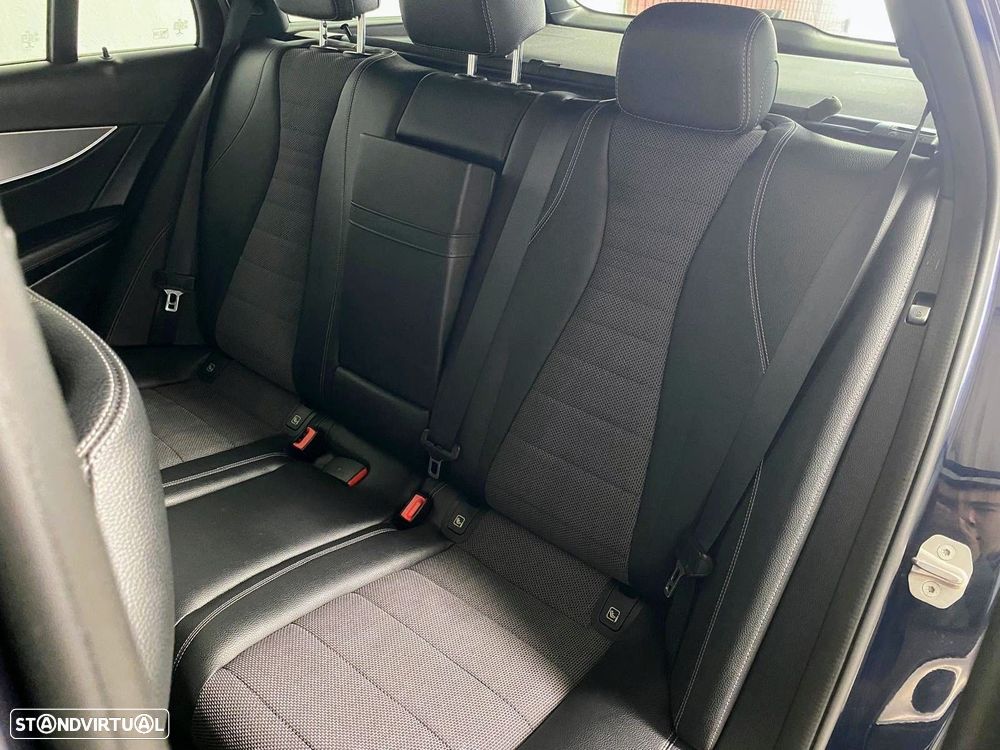 Mercedes-Benz E 220 d Avantgarde - 10