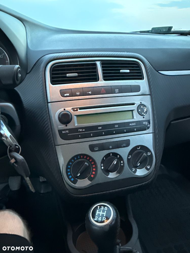 Fiat Grande Punto - 17
