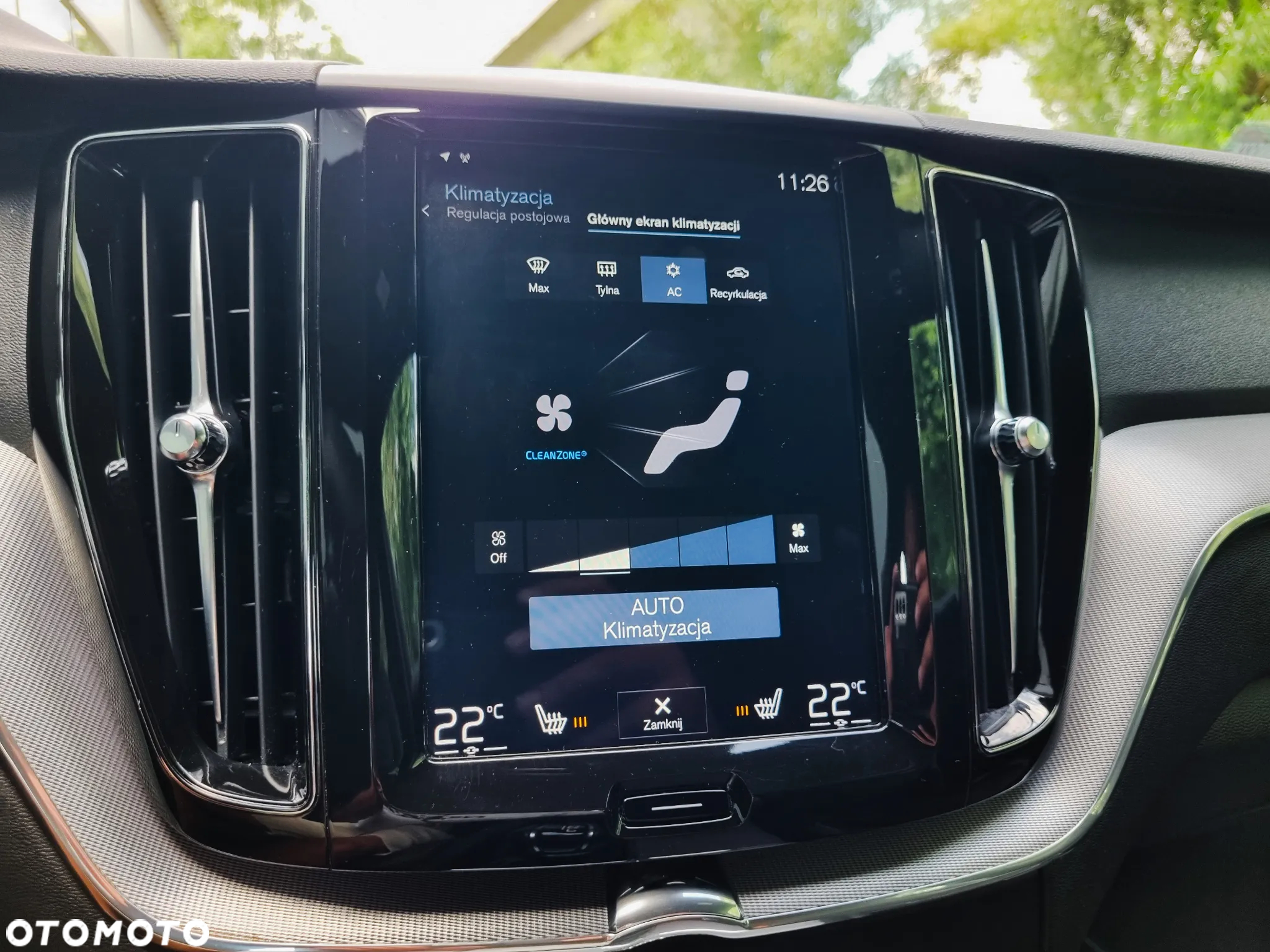 Volvo XC 60 T4 R-Design - 27
