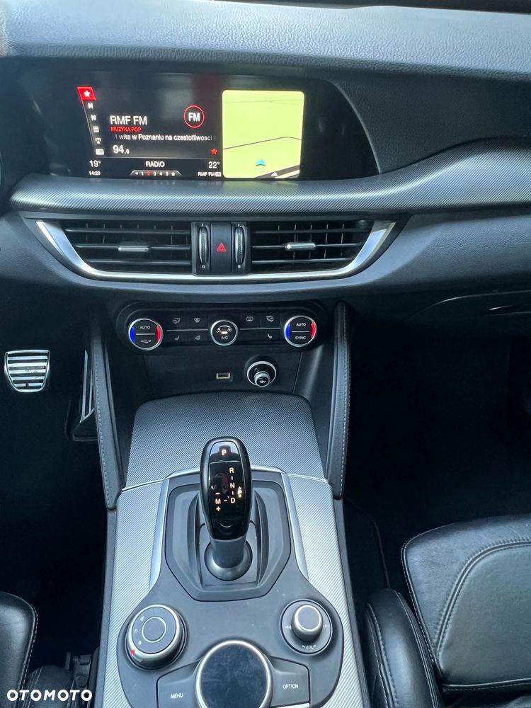 Alfa Romeo Stelvio 2.2 JTDM Executive Q4 - 26