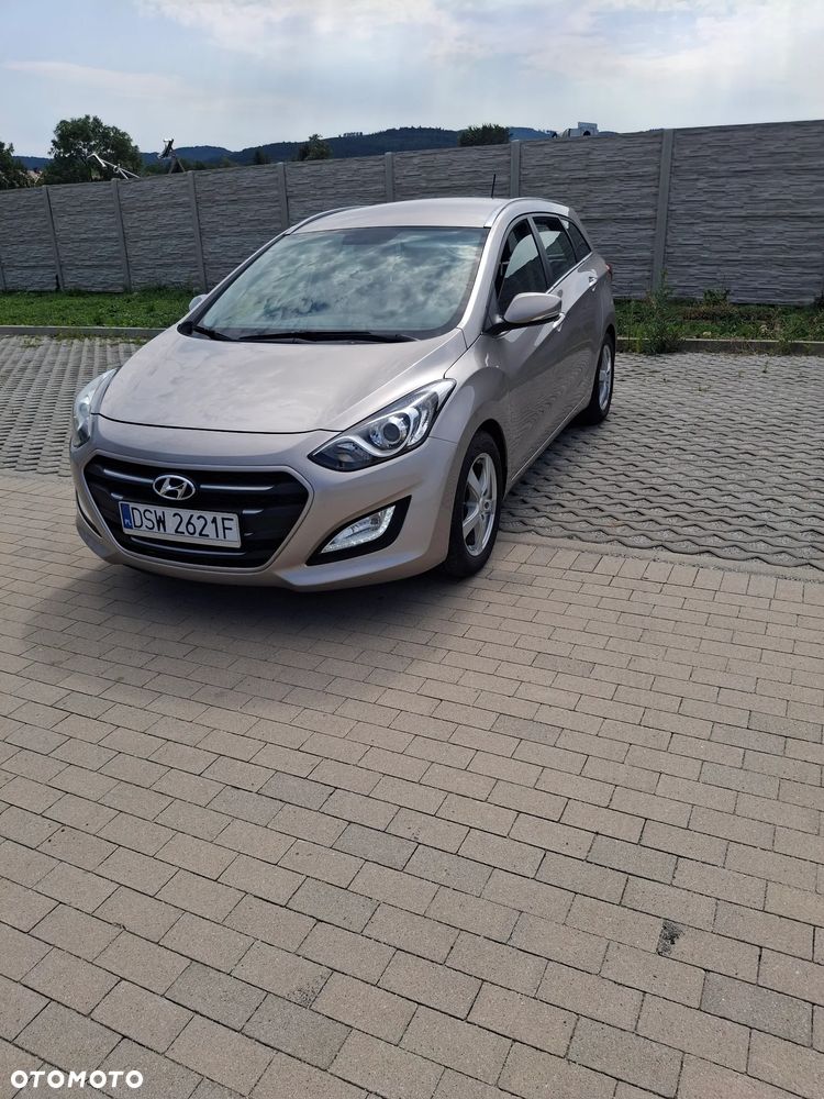 Hyundai i30 1.4 Family - 1