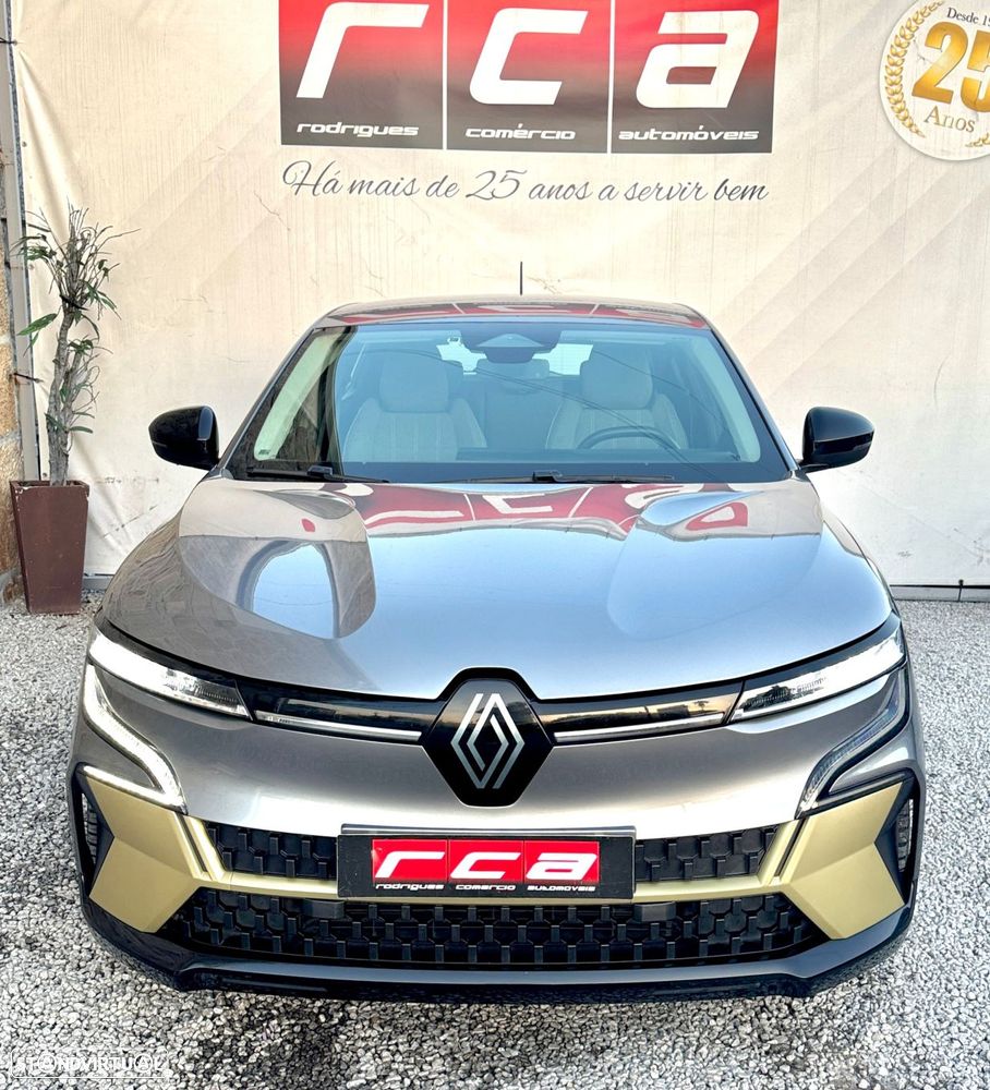 Renault Mégane E-Tech - 6