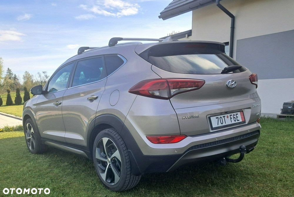 Hyundai Tucson - 4