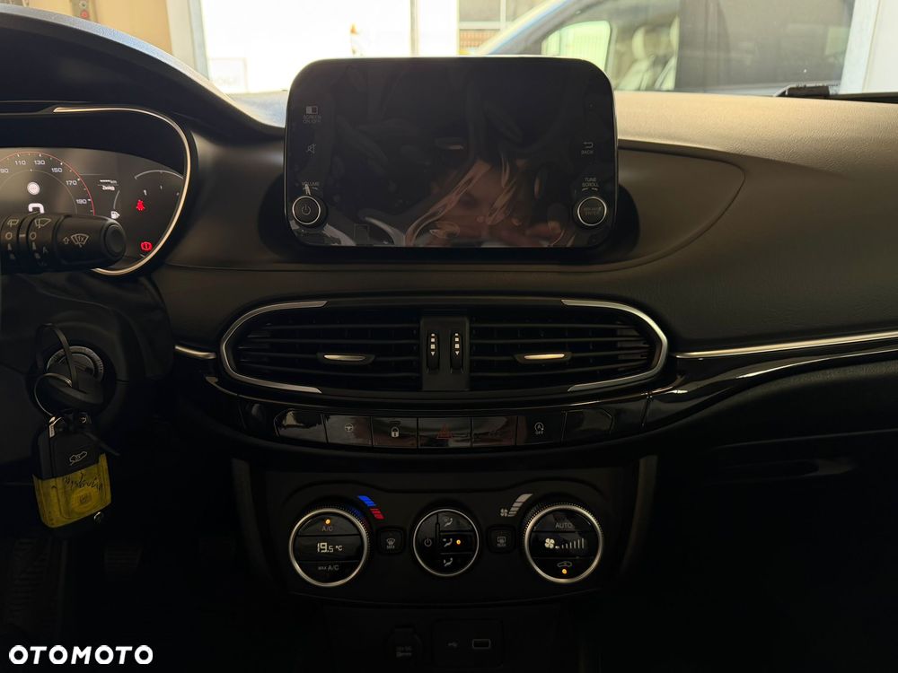 Fiat Tipo 1.0 T3 - 17
