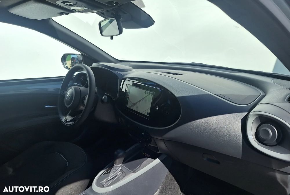 Toyota Aygo X 1.5l HEV 116CP Dynamic - 11